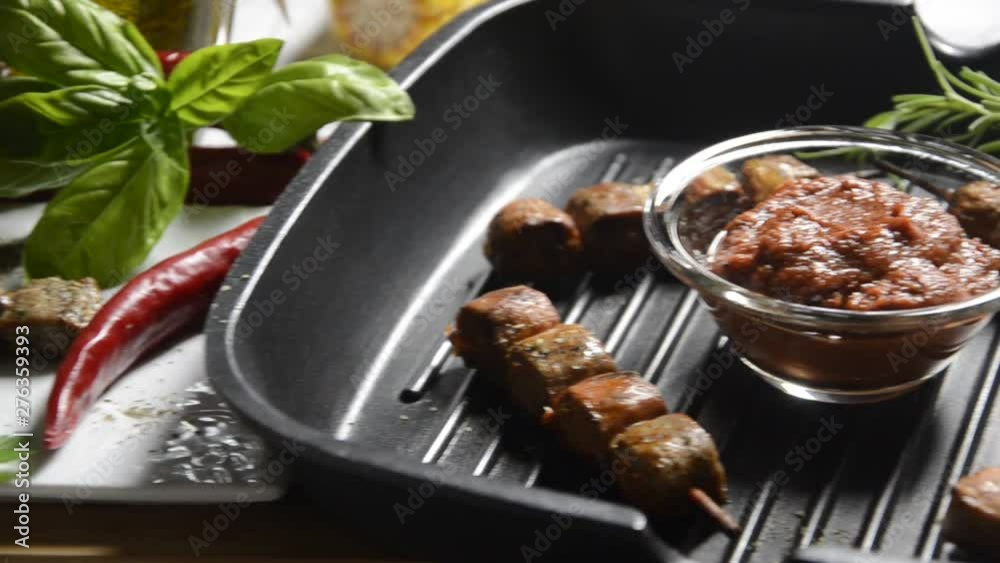 Pinchitos de cerdo a las finas hierbas ft6108__0343 哈里薩辣醬 Gastronomía de España