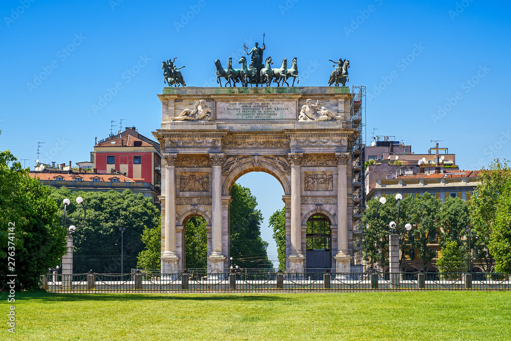 Arch of Peace (Arco della Pace) in Milan city, Italy