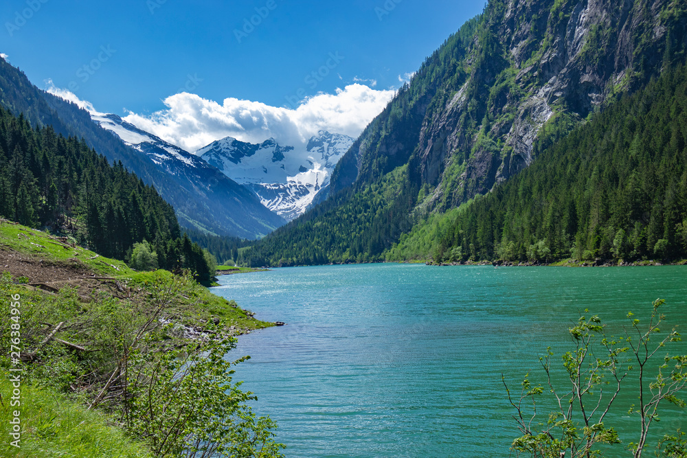 Plakat Idyllic mountain lake landscape, Austria, Zillertal Alps Nature Park
