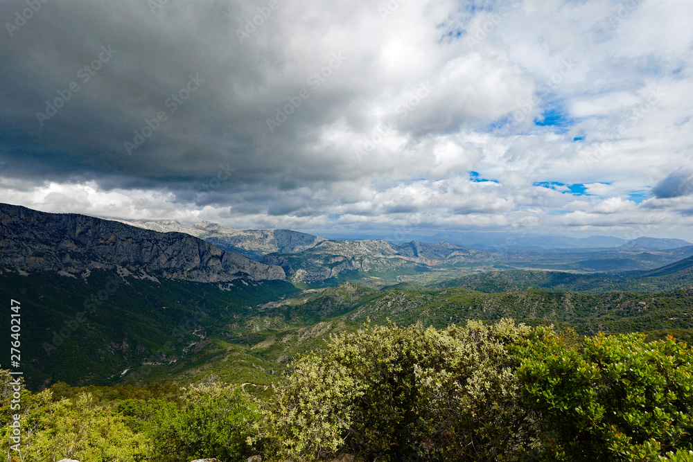 Sardinien Supramonte Blick über die Berge