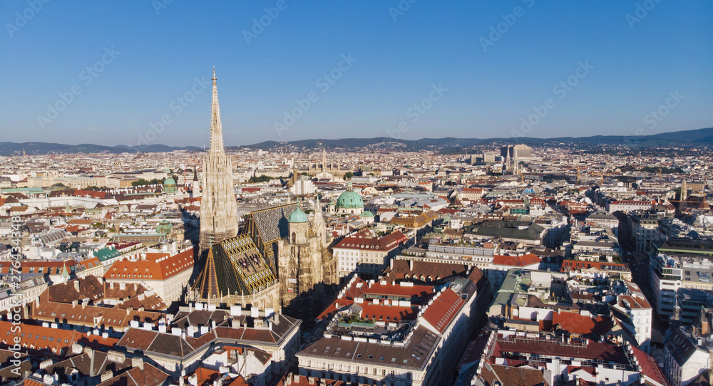 Obraz premium Aerial view Of Vienna with St. Stephen's Cathedral