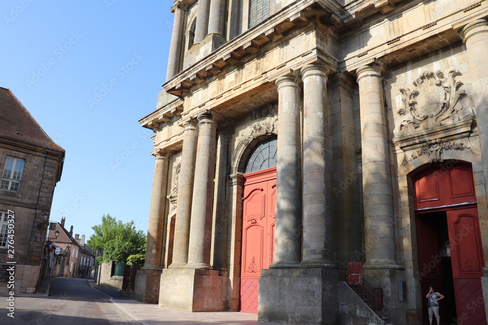 Ville de Langres - Cathédrale Saint Mammes construite au 12 eme siecle - Extérieur - Département de la Haute Marne - Région Champagne Ardennes - France