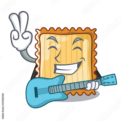 With guitar lasagne is cooked in mascot oven