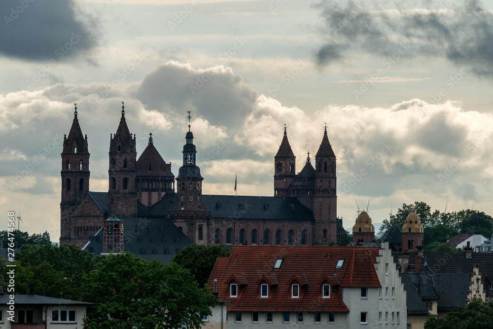 Fototapeta premium Worms am Rhein - Dom St.Peter zu Worms in Rheinland Pfalz