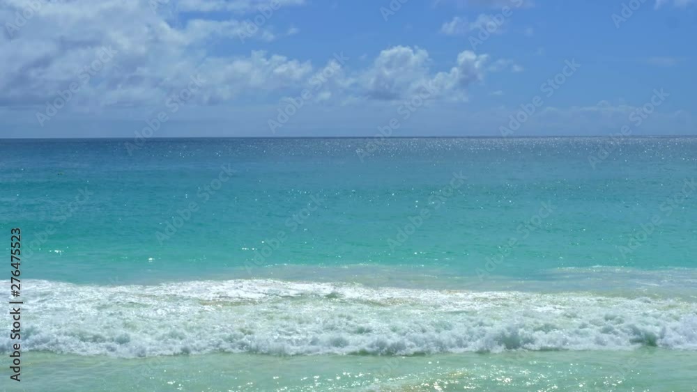 Ocean Waves on the beach Ocean Waves on the beach