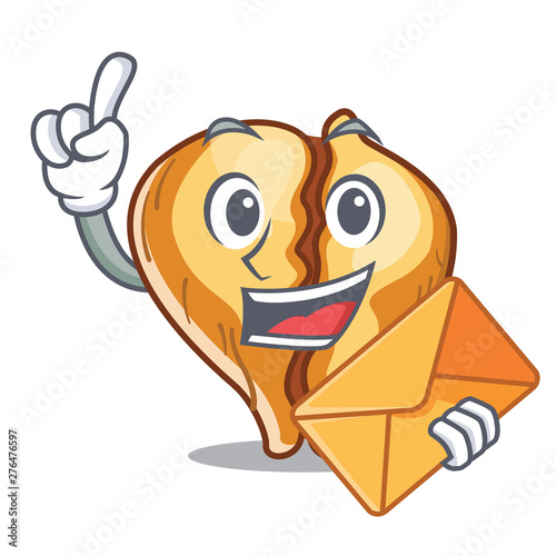 With envelope tortellini is cooked in cartoon pan