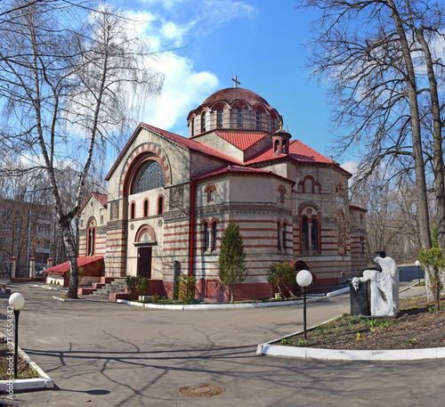 The temple in honor of the “Signs” icon of the Mother of God in Kuntsevo was built in 1911-1913 in the Nevizati style. Architect Sergey Soloviev. Russia, Moscow, June 2019