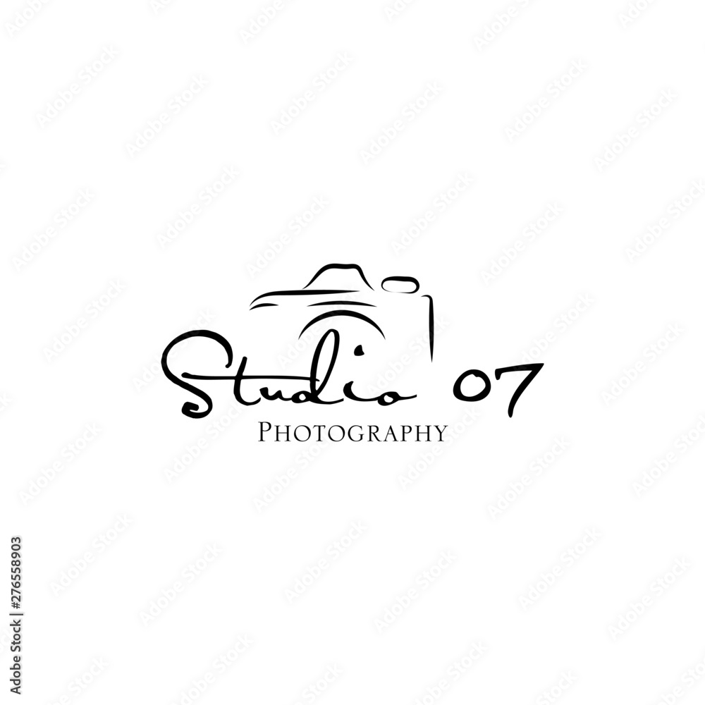 Obraz premium Ręcznie rysowane studio logo fotografii aparatu
