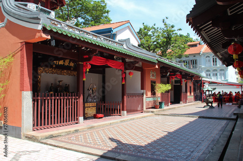 buddhist and chinese temple (Thian Hock Keng) in singapore photo