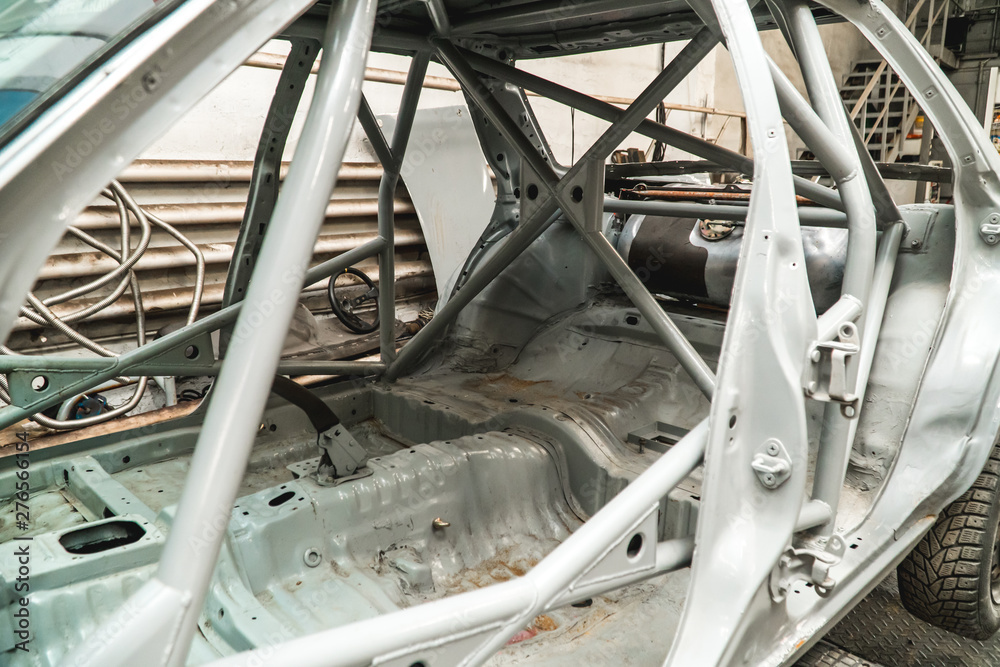 The photo of the racing car with rigid to frameworks with strengthened durability The photo of the racing car with rigid to frameworks with strengthened durability