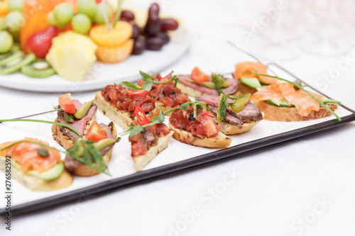 Close Up Catering Table Set 