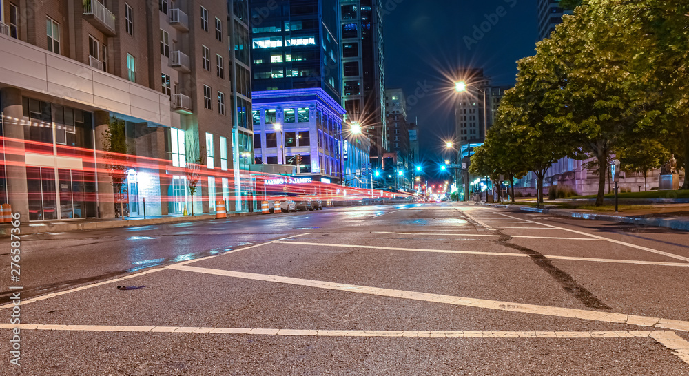 Fototapeta premium traffic in the city at night