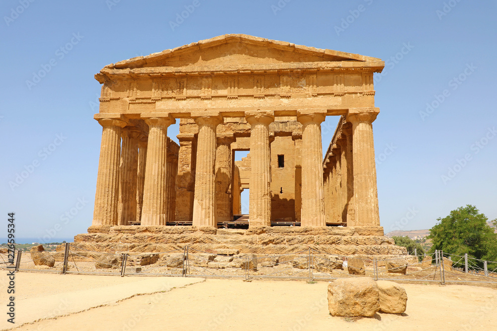 Temple of Concordia, Valley of the Temples, Agrigento, Sicily, Italy Temple of Concordia, Valley of the Temples, Agrigento, Sicily, Italy