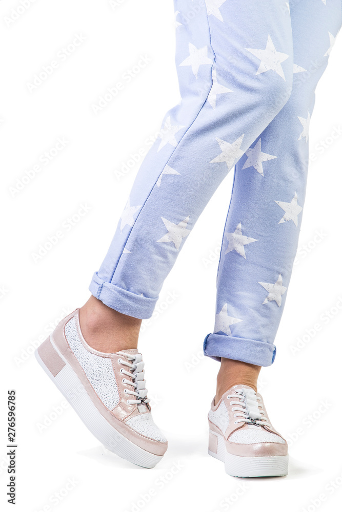 stylish women's sneakers