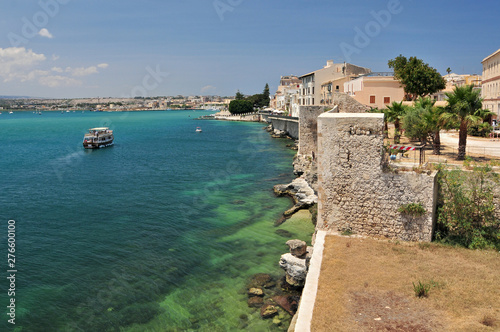 Fototapeta Naklejka Na Ścianę i Meble -  View of Ortigia and the Mediterranean sea in Syracuse Sicily Italy.
