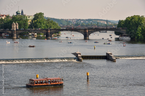 Praga - nad rzeką Wełtawą #276614312