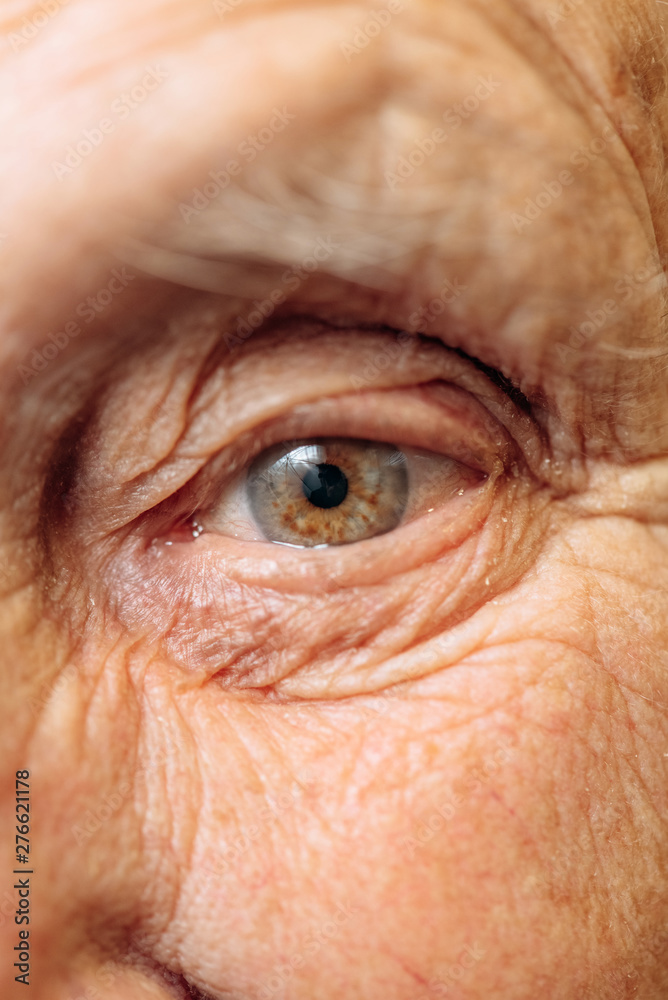 Fototapeta premium Eye close up, Close-up of old woman's eye
