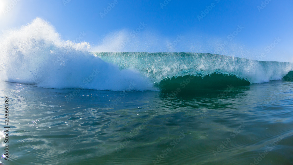 Wave Swimming Encounter Water Power Wave Swimming Encounter Water Power