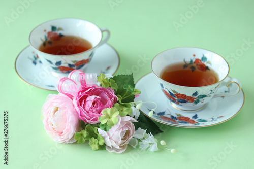 ラナンキュラスの花束と紅茶