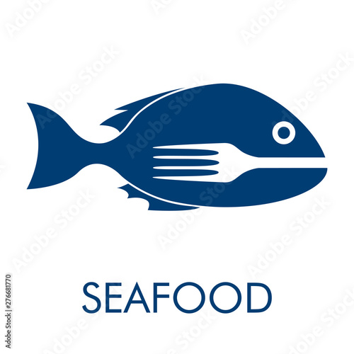 Logotipo con texto SEAFOOD con tenedor en espacio negativo en pez en color azul