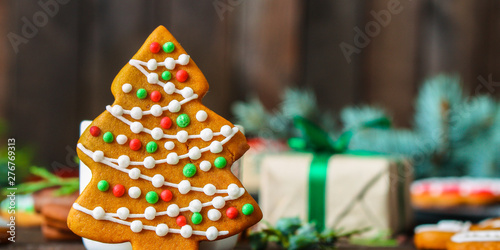 gingerbread, coffee and coffee beans (festive atmosphere christmas) happy new year. top food background. copy space © Alesia Berlezova