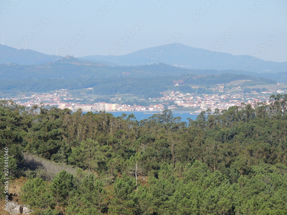 Vistas desde lo alto del monte de Sidarella en San Vicente (O Grove, España)