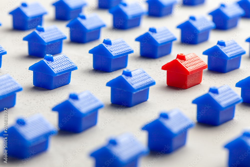Choosing the right real estate to buy or rent house. How to find a new home Choosing the right real estate to buy or rent house. How to find a new home