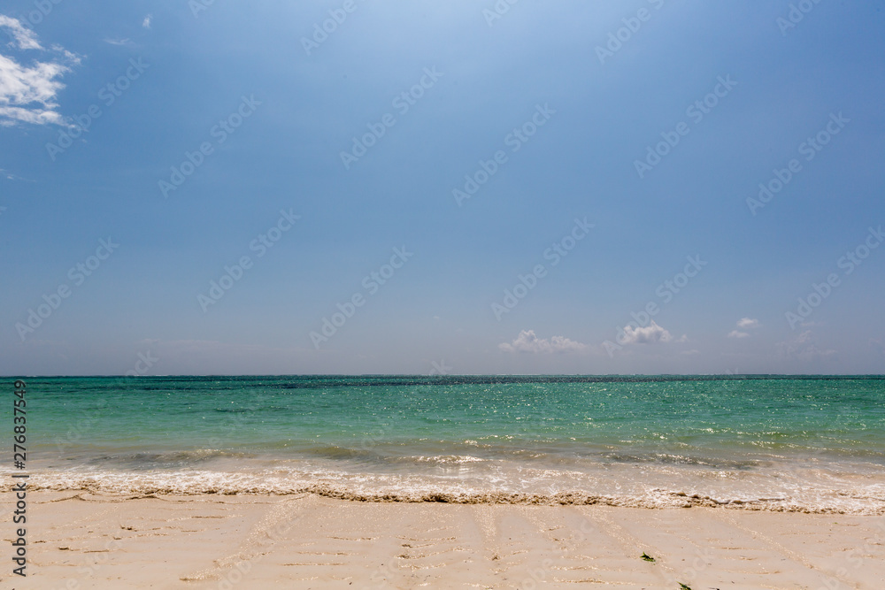 Sandstrand auf Sansibar