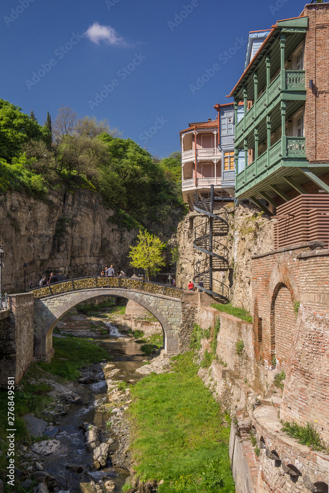 bathhouse sulfur spring in tbilisi