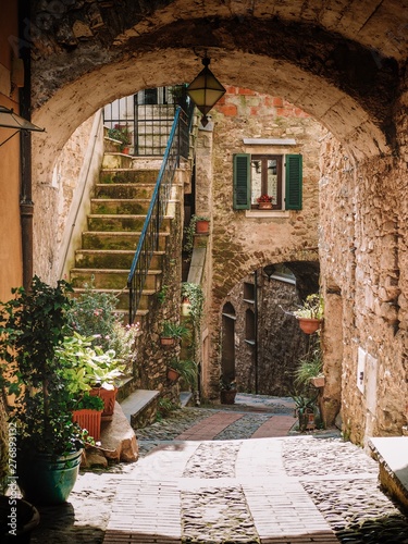 Fototapeta Naklejka Na Ścianę i Meble -  Medieval streets of the Italian city of Dolceacqua in Liguria