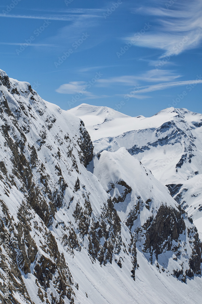 Ausblick vom 3029m hohen Kitzsteinhorn auf die Gipfel des Nationalpark Hohe Tauern in Österreich