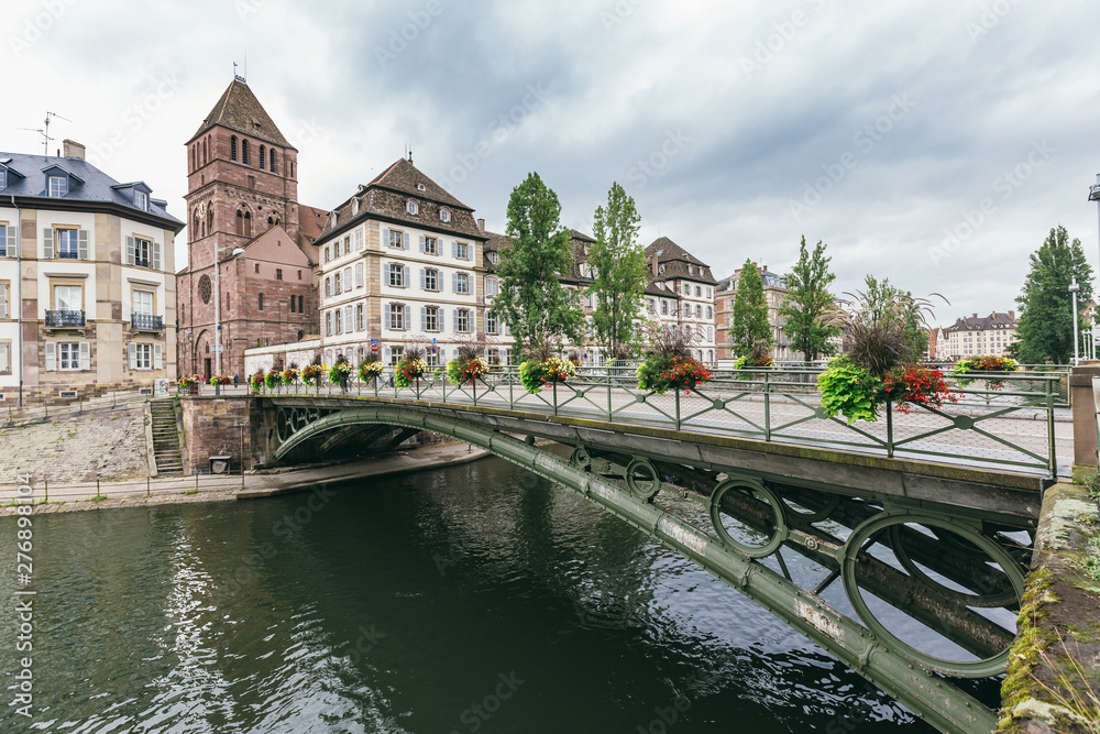 Naklejka premium bridge over the canal in Strasbourg
