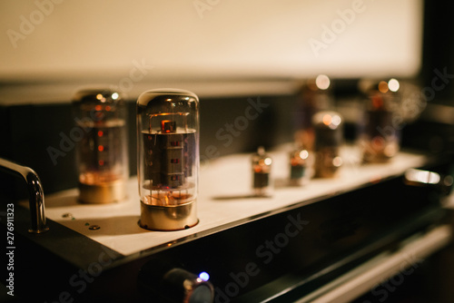 Fototapeta Naklejka Na Ścianę i Meble -  tube amplifier