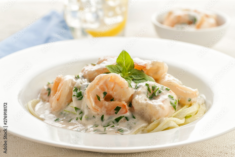 Shrimps in a creamy sauce with pasta Shrimps in a creamy sauce with pasta