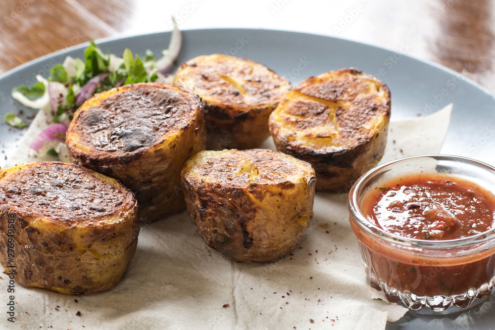 Grilled baked potatoes Grilled baked potatoes