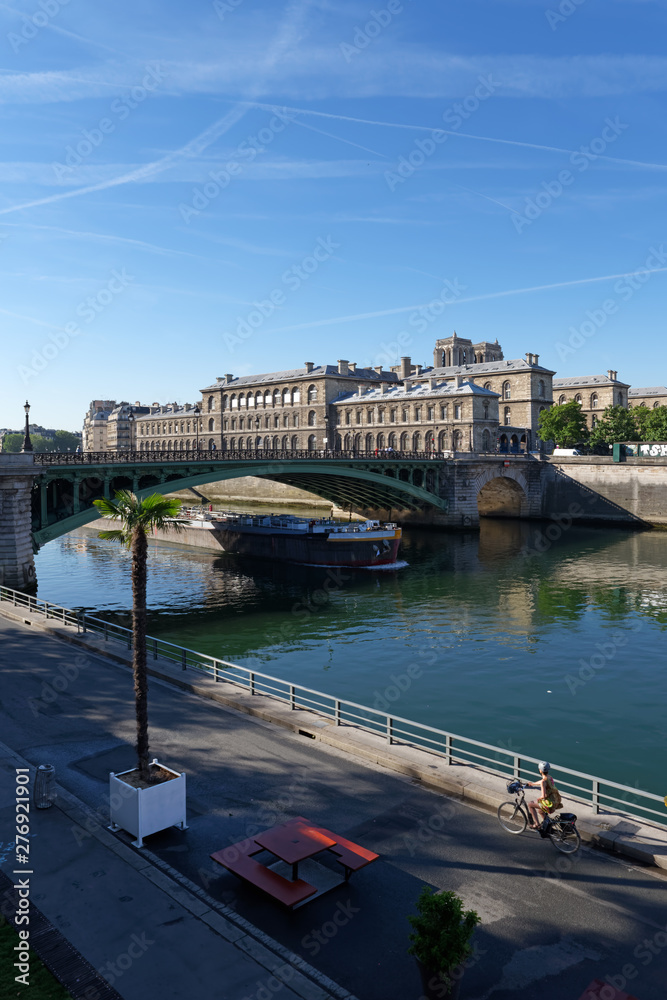 Naklejka premium Seine river quay and Notre Dame bridge in Paris city