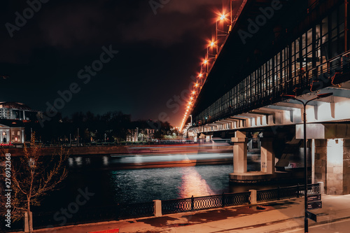 Bridge at night in Moscow © Николай Смирнов