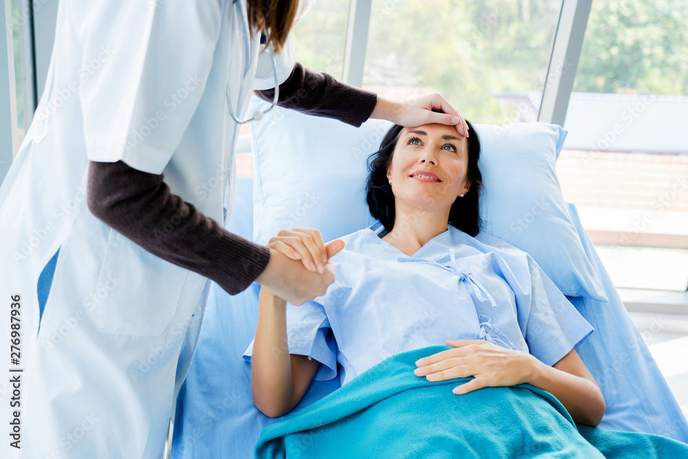 Hospital with expert doctors takes care of all patients. Caring with expertise, providing advice, discussing and encouraging to build confidence that treatment is the standard of the medical industry. Hospital with expert doctors takes care of all patients. Caring with expertise, providing advice, discussing and encouraging to build confidence that treatment is the standard of the medical industry.