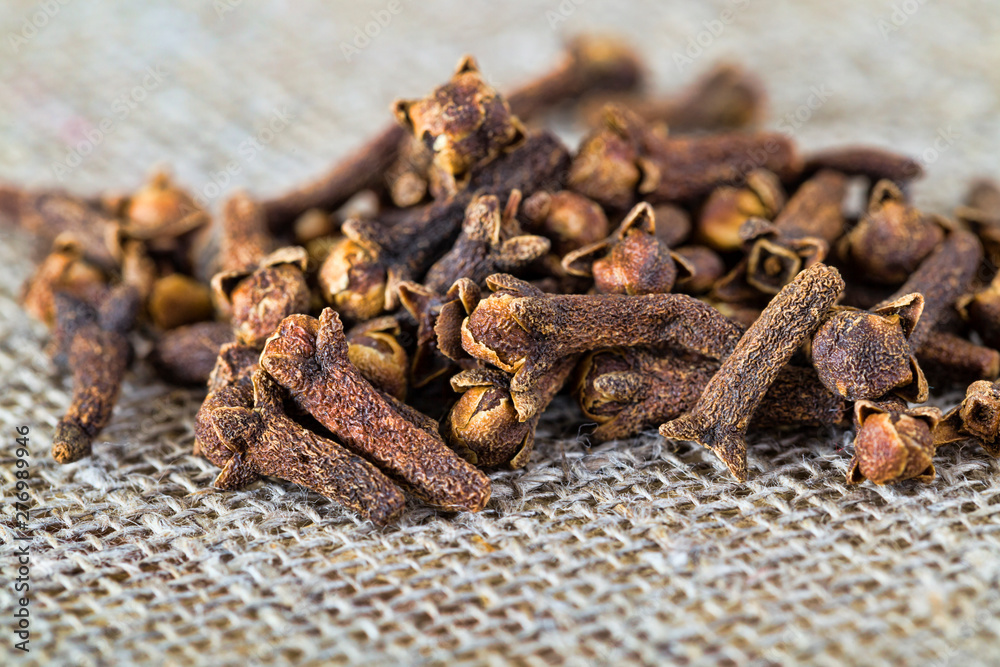 Fragrant spices Fragrant spices