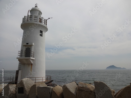 伊良湖岬灯台と三河湾（愛知県田原市）,iragomisaki,tahara,aichi,japan photo