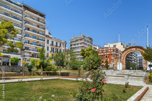 Wallpaper Mural Square in Thessaloniki, Greece Torontodigital.ca