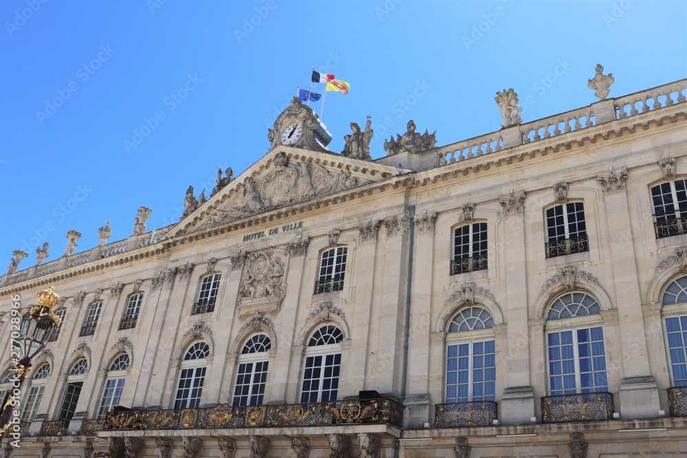 Obraz premium Ville de Nancy - Mairie ou Hôtel de Ville construit place Stanislas, région Lorraine, France