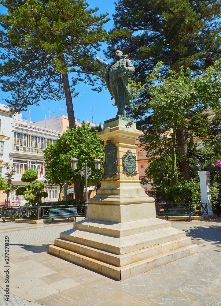 Bronze statue of Emilio Castelar, a politician and writer from Cadiz. President of the Executive Power during the First Spanish Republic. Plaza de Candelaria Square. Cadiz, Andalusia, Spain.