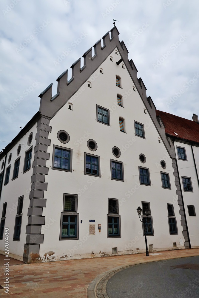 Fuggerhaus, Landratsamt, Donauwörth