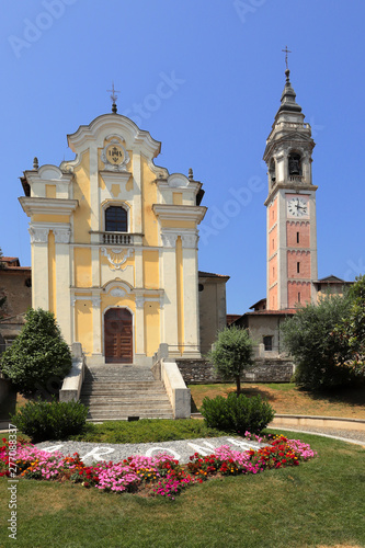 chiesa dei santi martiri ad arona in italia 