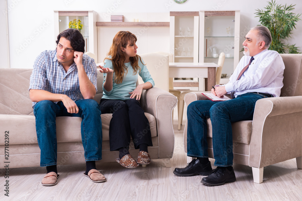 Young pair visiting experienced doctor psychologist Young pair visiting experienced doctor psychologist