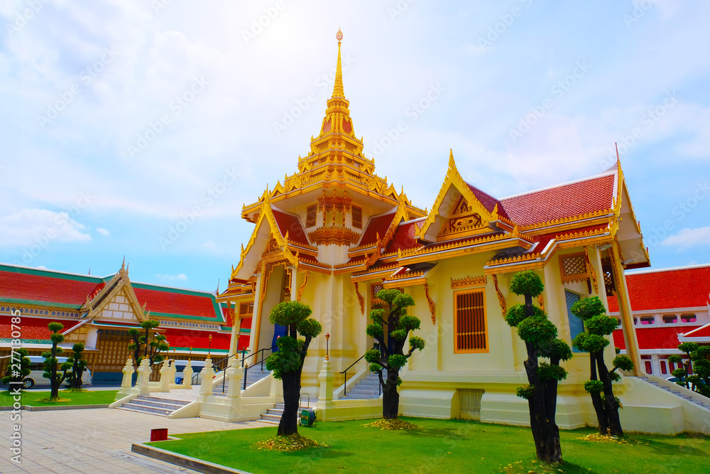 famous buddhist temples in thailand