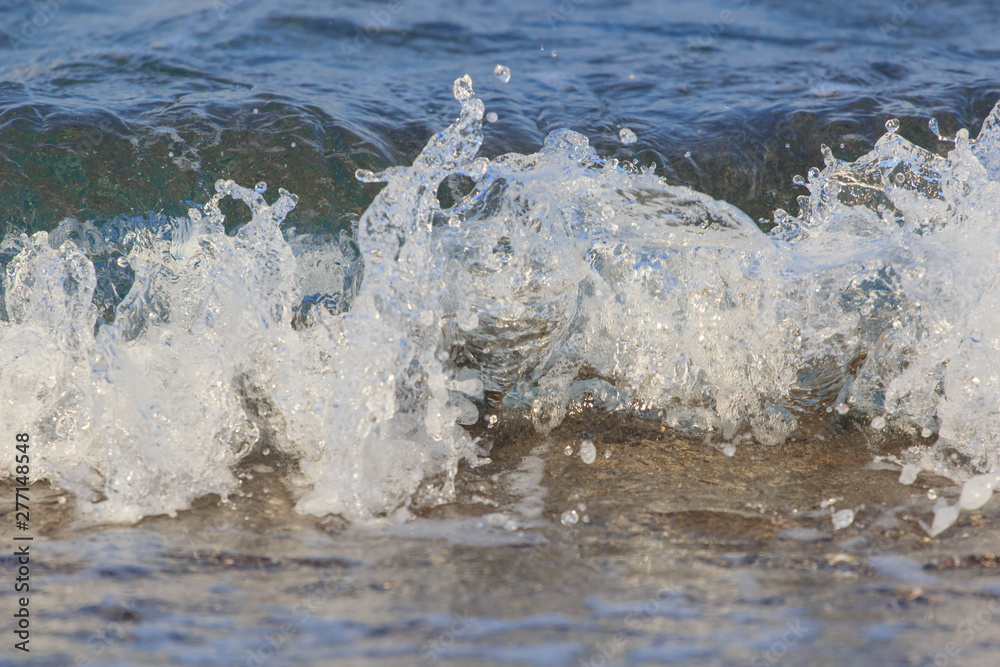 Fototapeta premium Wave on the beach