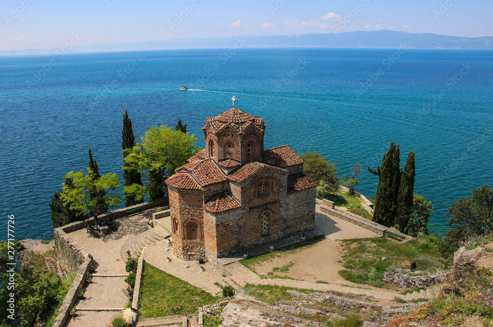 Fototapeta Beautiful view of Saint John at Kaneo, macedonian orthodox church, Ohrid, Republic of North Macedonia