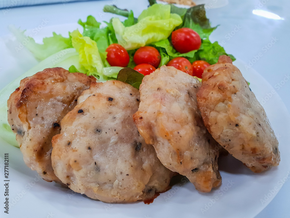 Homemade meatballs with vegetable ready to eat Homemade meatballs with vegetable ready to eat